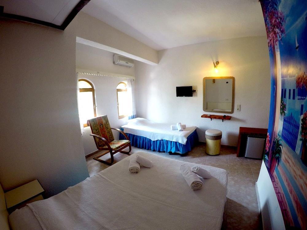 Hakan Hotel Bitez Exterior foto